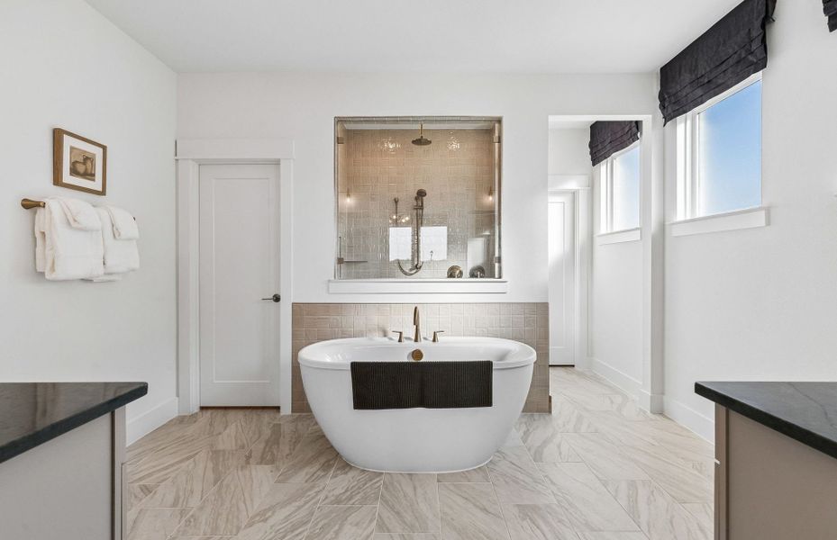 Representative furnished interior of a home built from the Gillett by Pulte Homes in Mission Hills, Garland (Image 12).
