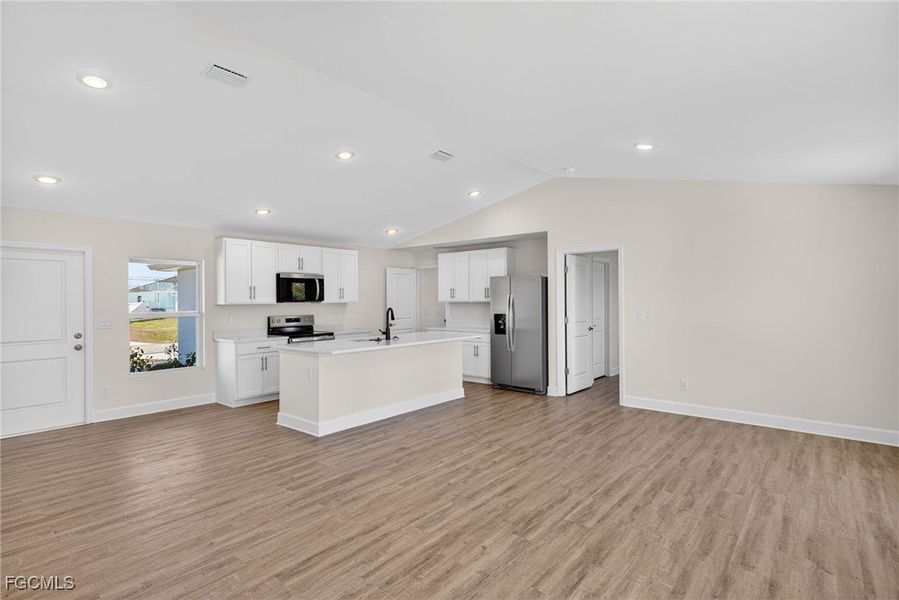Furnished interior view inside a new home in Cape Coral, Cape Coral (Image 5).