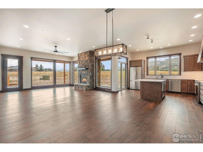Spacious, unfurnished interior of a new home in , Estes Park (Image 17).