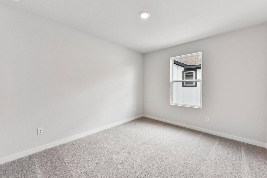 Spacious, unfurnished interior of a new home in Avery Centre, Round Rock (Image 18).