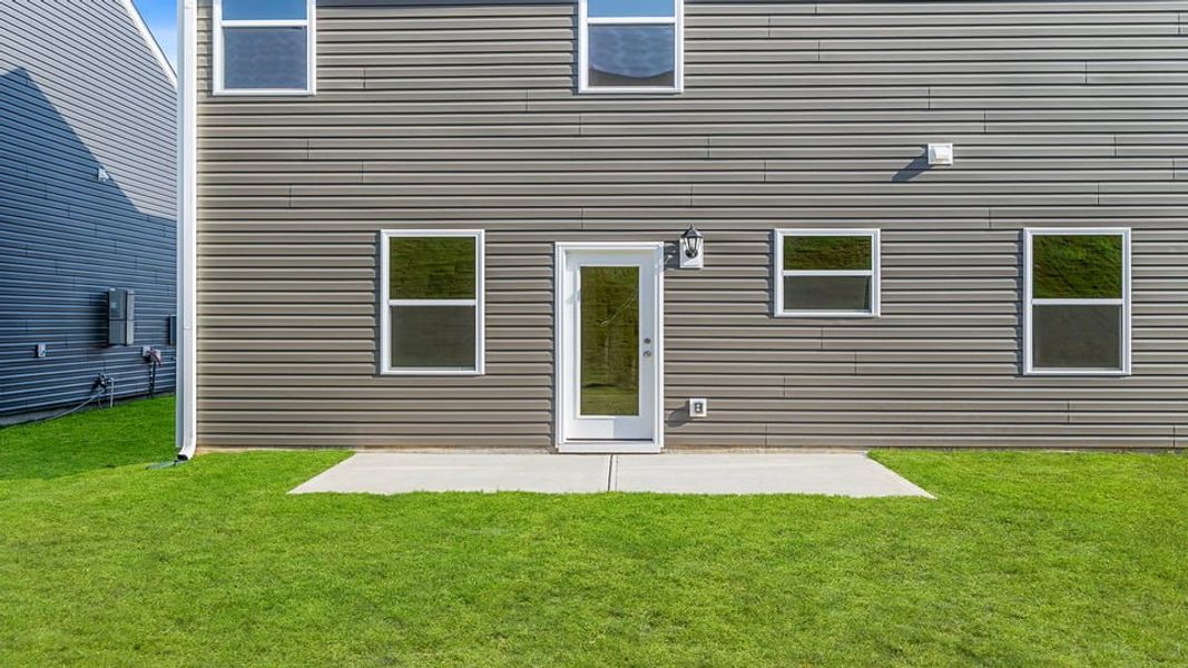 Exterior details and patio area of a home in Baxter Village, Boiling Springs (Image 3).