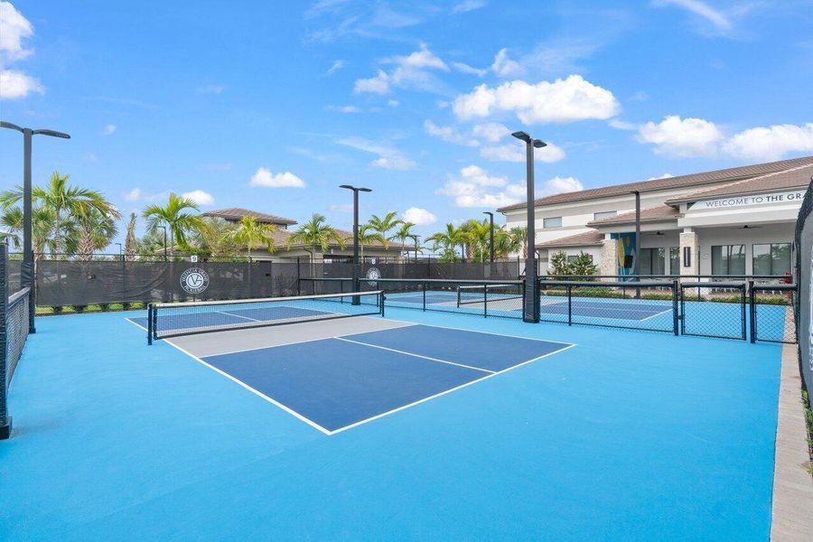 Valencia Grand Amenities Valencia Grand Amenities