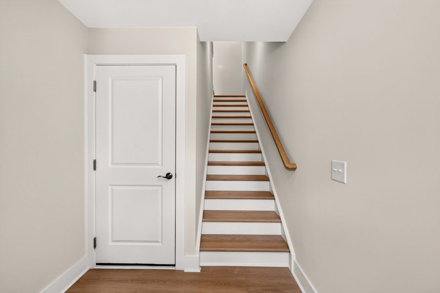 Spacious, unfurnished interior of a new home in Context at Oakhurst, Charlotte (Image 19). Spacious, unfurnished interior of a new home in Context at Oakhurst, Charlotte (Image 19).