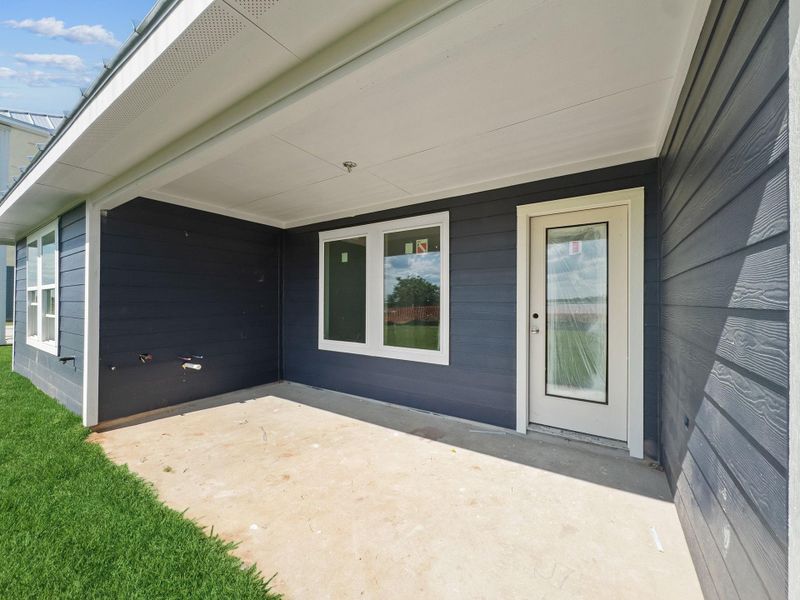 Exterior details and patio area of a home in Grand Cay Harbour, Texas City (Image 26). Exterior details and patio area of a home in Grand Cay Harbour, Texas City (Image 26).