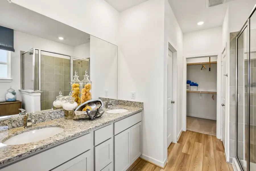 Furnished interior view inside a new home in Hockley Meadows, Hockley (Image 19).