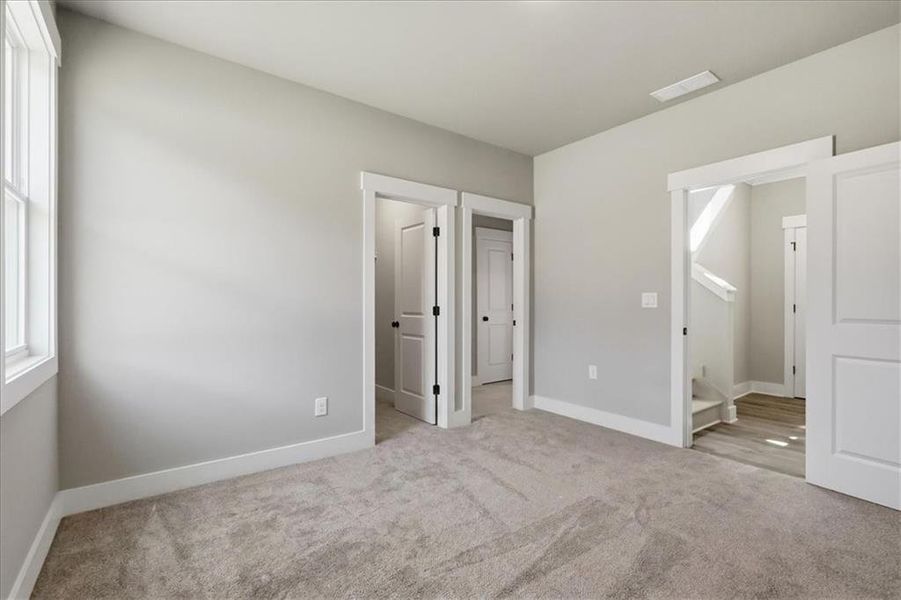 Spacious, unfurnished interior of a new home in , Statham (Image 46).