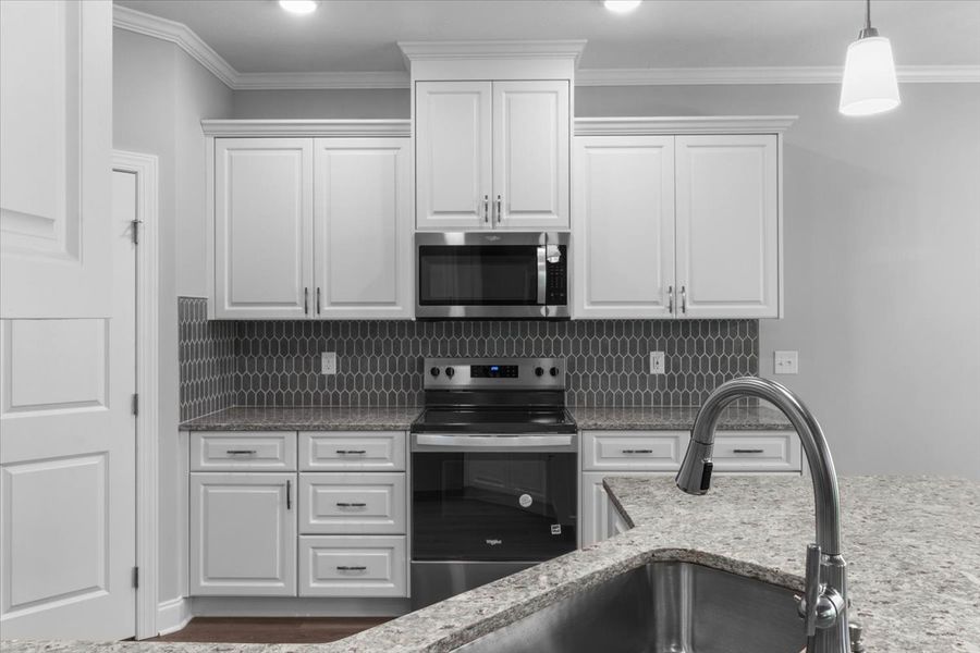 Kitchen | 5065 Anna Creek Way, The Kingsland II Plan by Ivey Homes Kitchen | 5065 Anna Creek Way, The Kingsland II Plan by Ivey Homes