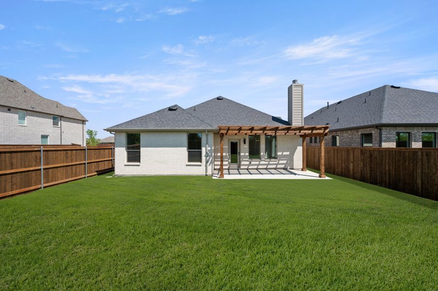 Exterior details and patio area of a home in Bridgewater, Midlothian (Image 19).