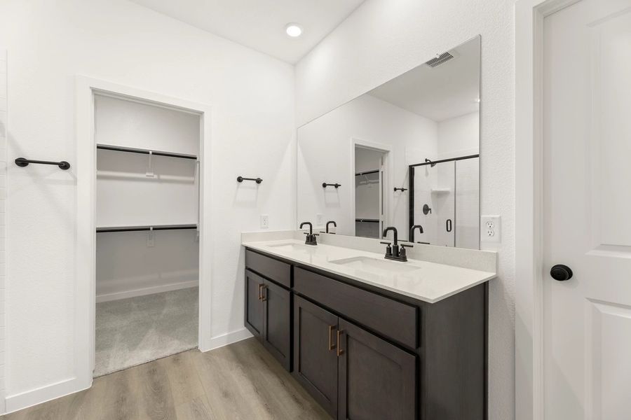Primary Bathroom featuring the Oxford Collection