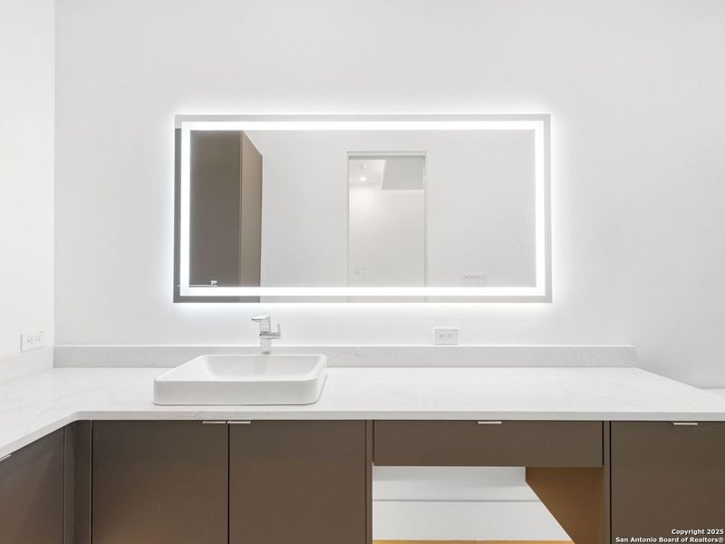 Image 59 of a home in .