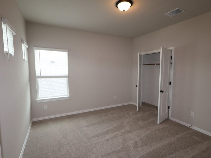 Spacious, unfurnished interior of a new home in Heritage, Dripping Springs (Image 10). Spacious, unfurnished interior of a new home in Heritage, Dripping Springs (Image 10).