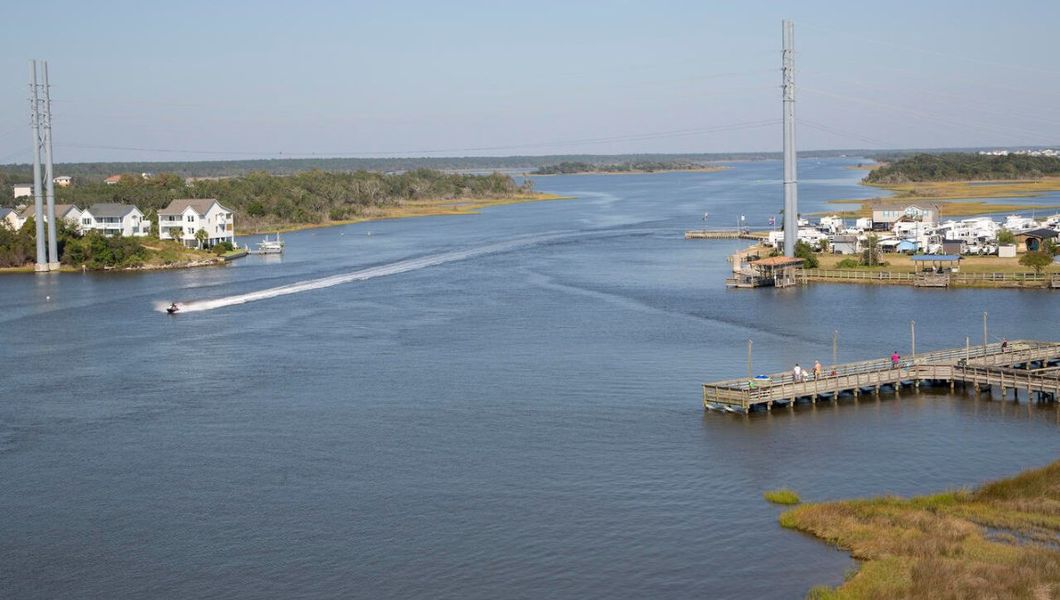 Image 42 representing the Pearson by D.R. Horton in Waterside Townhomes, Surf City, NC.