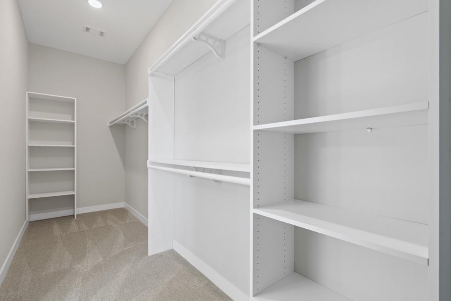 Spacious, unfurnished interior of a new home in Lockwood, Collierville (Image 19).