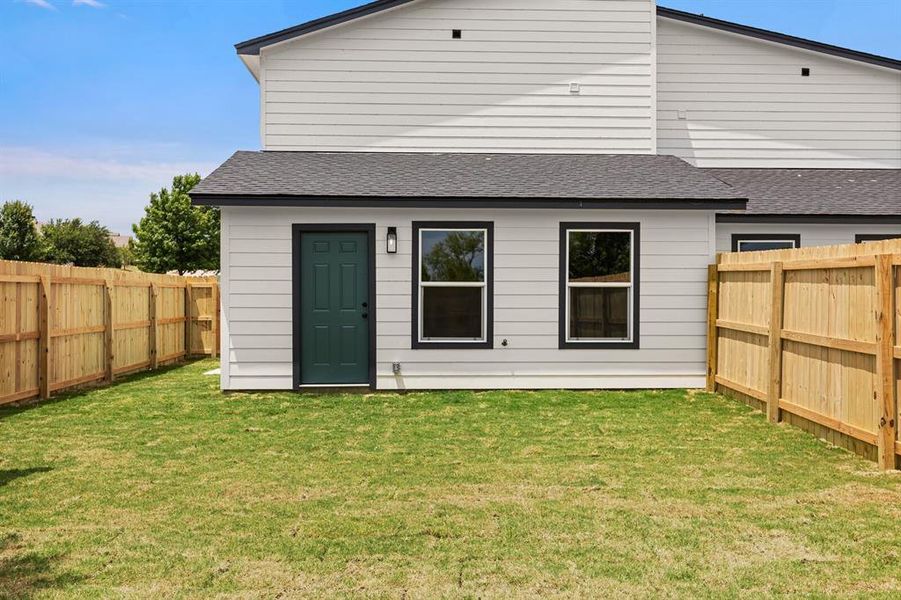 Exterior details and patio area of a home in , Robinson (Image 28).