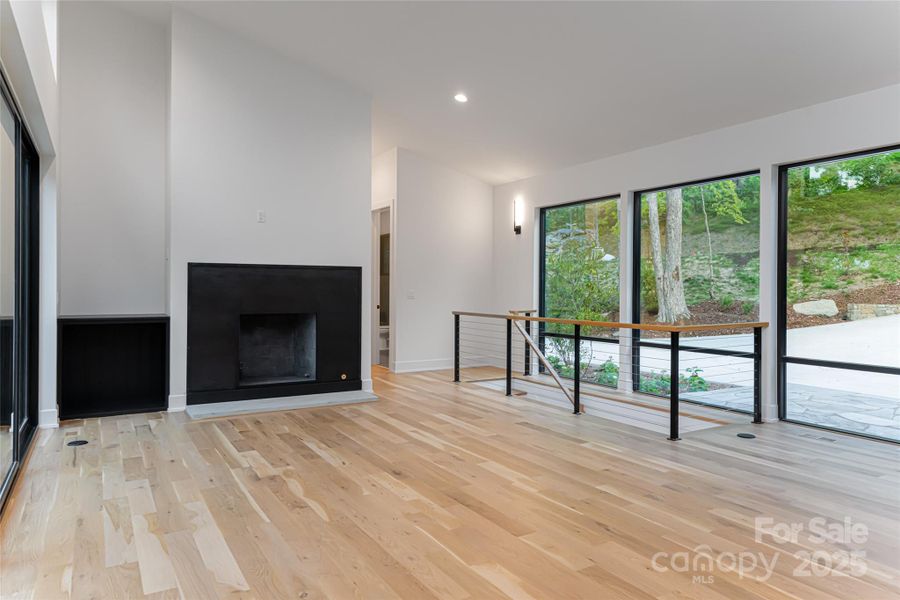 Image 36 of a home in .