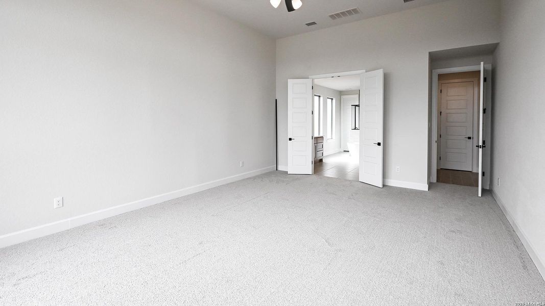 Spacious, unfurnished interior of a new home in Johnson Ranch, Bulverde (Image 18). Spacious, unfurnished interior of a new home in Johnson Ranch, Bulverde (Image 18).