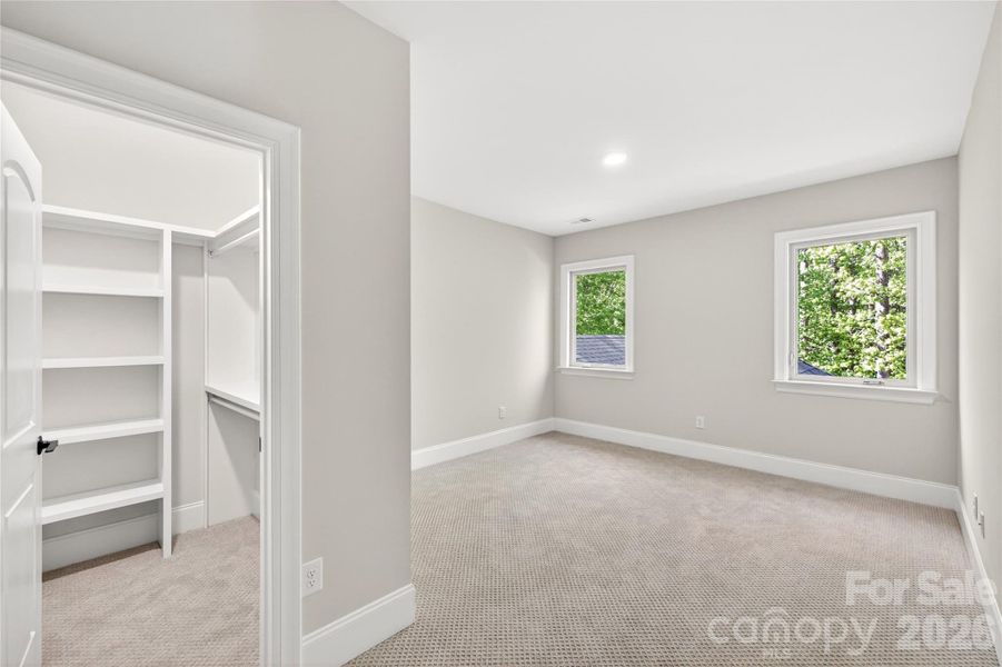 Spacious, unfurnished interior of a new home in , Mint Hill (Image 22).