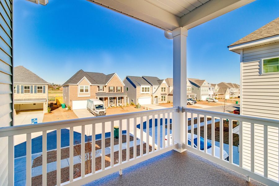 Exterior details and patio area of a home in Hendrix Farms, Lexington (Image 3).
