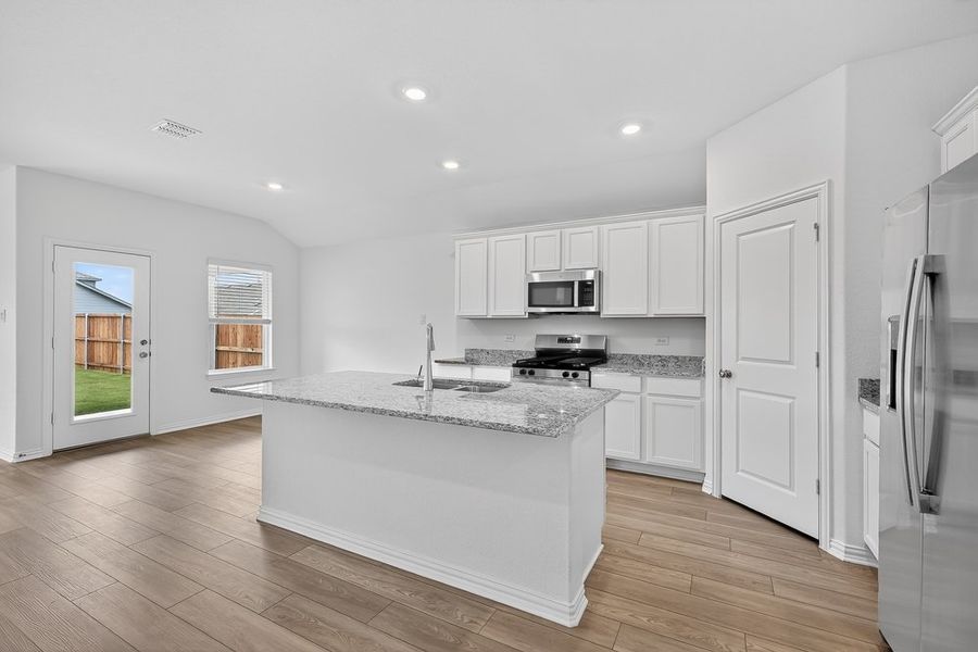 Furnished interior view inside a new home in River Ridge, Crandall (Image 10).