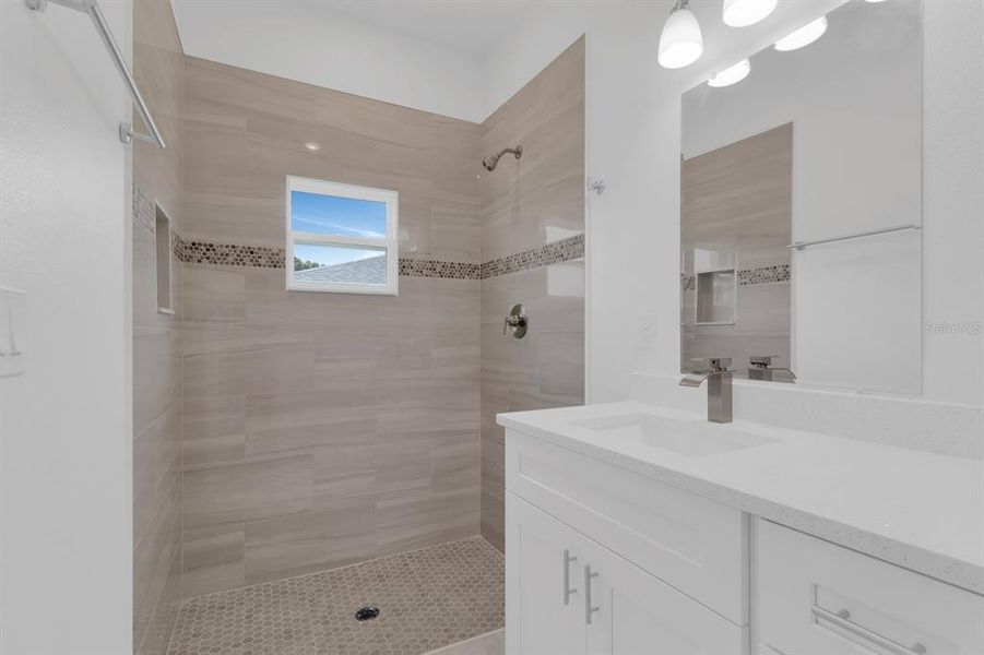 Furnished interior view inside a new home in , Kissimmee (Image 6).