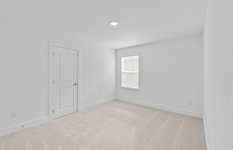 Spacious, unfurnished interior of a new home in Cameron Place, Austin (Image 20).