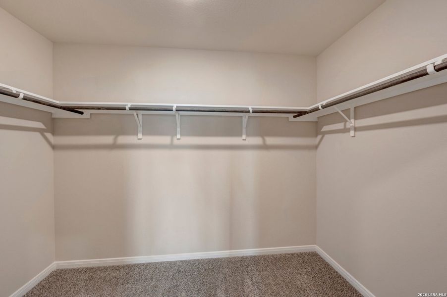 Spacious, unfurnished interior of a new home in Greenspoint Heights, Seguin (Image 37).
