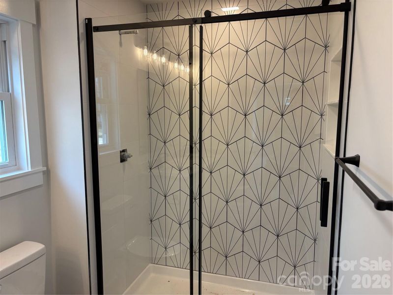 Image 8 of a home in . Image 8 of a home in .