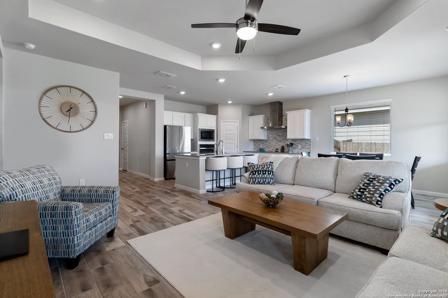Furnished interior view inside a new home in Hannah Heights, Seguin (Image 3).