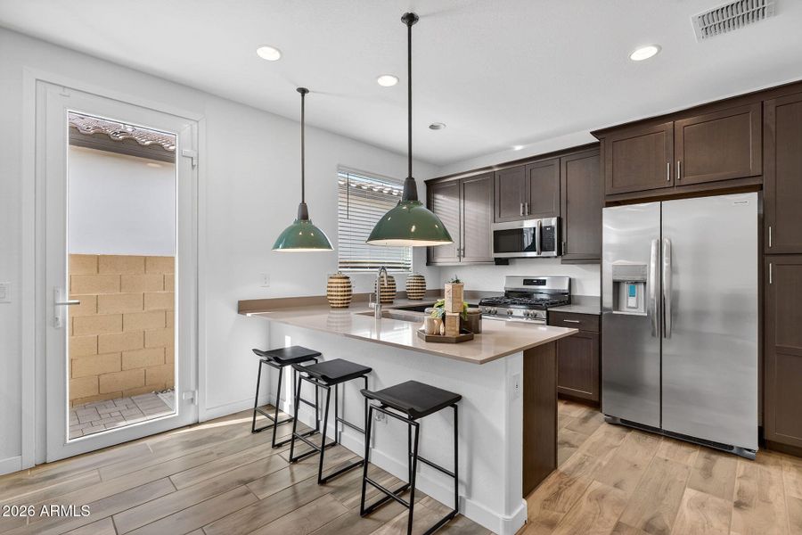 18-web-or-mls-549953 Dutchman Dr