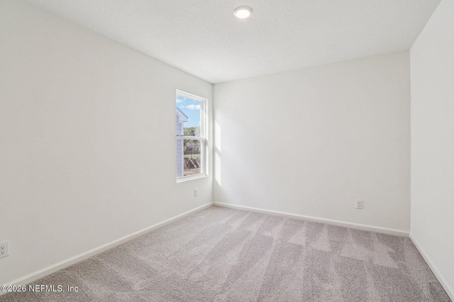 Spacious, unfurnished interior of a new home in Park Grove, Jacksonville (Image 33).