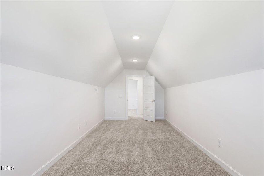 31-108 Hudson Vlg Dr-31