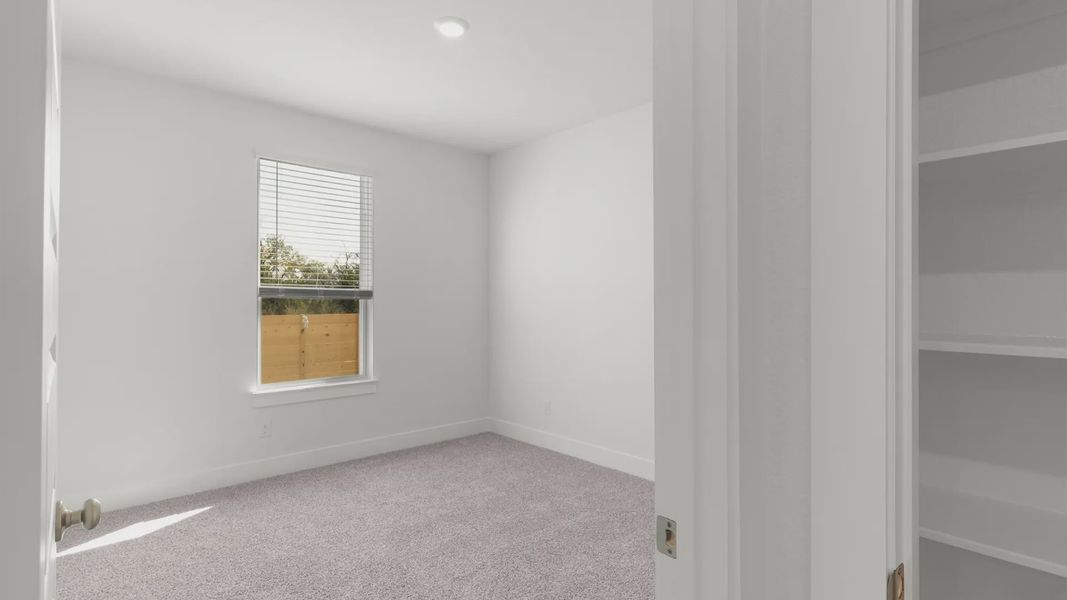 Spacious, unfurnished interior of a new home in Highland Village, Georgetown (Image 18).