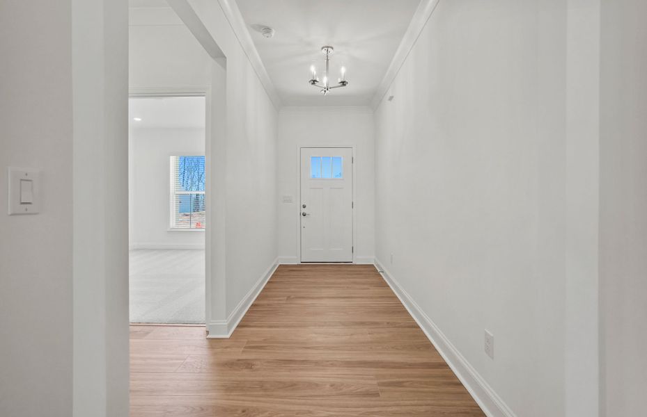 Spacious, unfurnished interior of a new home in Kinsdale, Lancaster (Image 12).