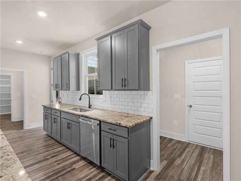 Furnished interior view inside a new home in , Mansfield (Image 8).