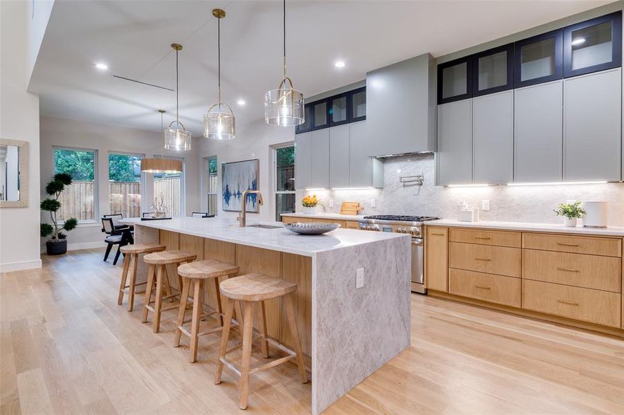 Furnished interior view inside a new home in , Dallas (Image 26).