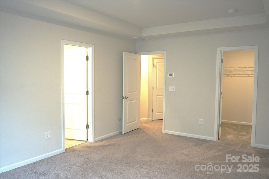 Spacious, unfurnished interior of a new home in , Fort Mill (Image 17).