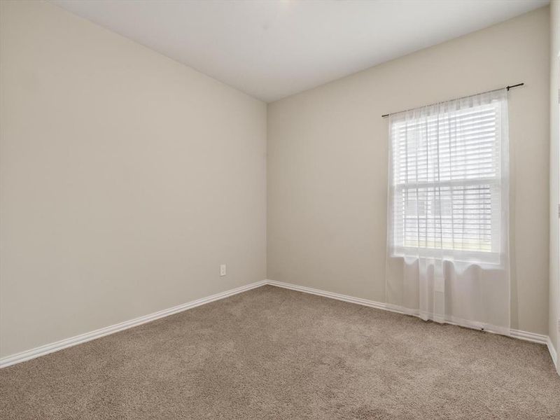 Spacious, unfurnished interior of a new home in Eastridge - Spring Series, McKinney (Image 19).