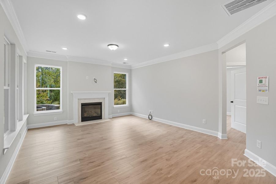 Spacious, unfurnished interior of a new home in Heritage - 55+ Community, Wesley Chapel (Image 17).