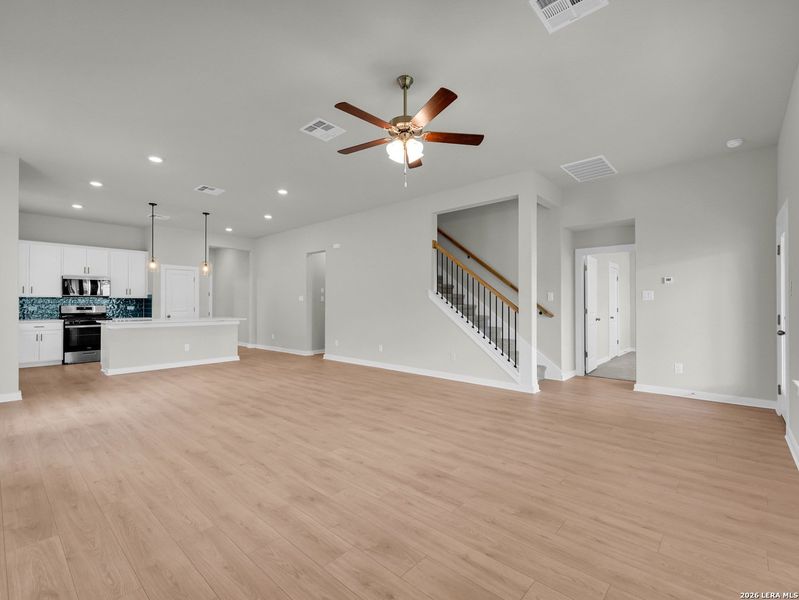 Spacious, unfurnished interior of a new home in Morgan Meadows, San Antonio (Image 16).