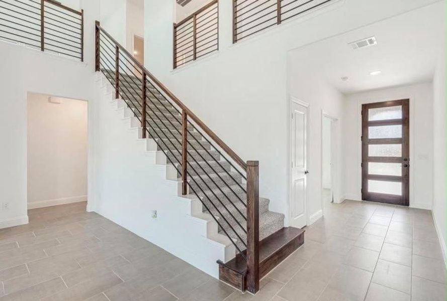 Spacious, unfurnished interior of a new home in Willow Wood Classic 60, McKinney (Image 34). Spacious, unfurnished interior of a new home in Willow Wood Classic 60, McKinney (Image 34).