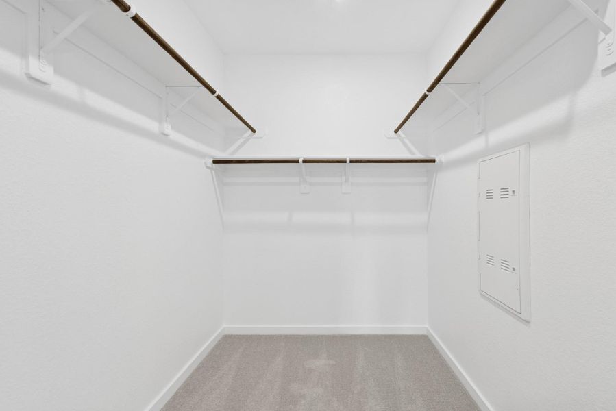 Spacious, unfurnished interior of a new home in Summerview, Fulshear (Image 30).