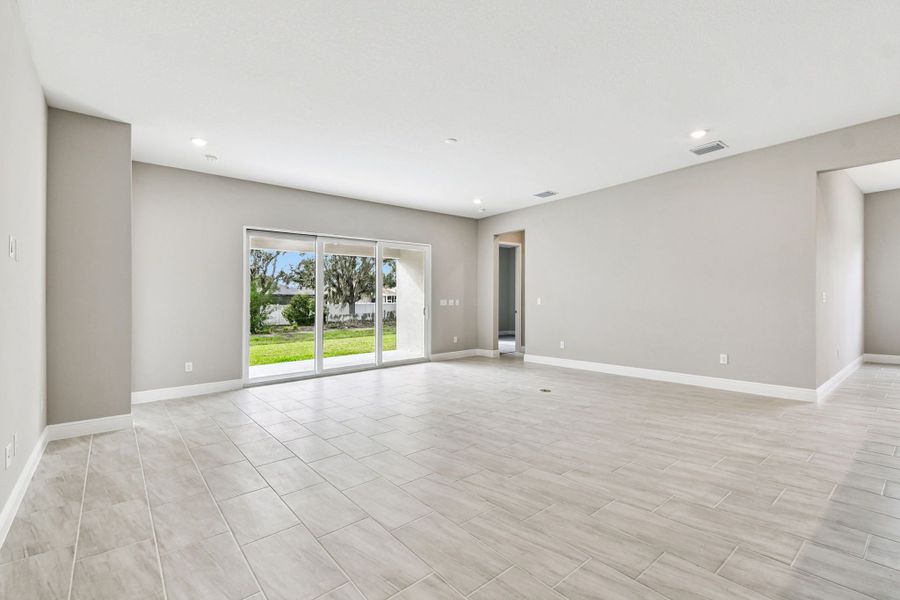 Spacious, unfurnished interior of a new home in River Preserve Estates, Parrish (Image 66).
