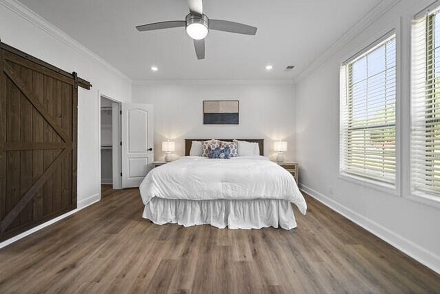 Furnished interior view inside a new home in , Cross (Image 28).