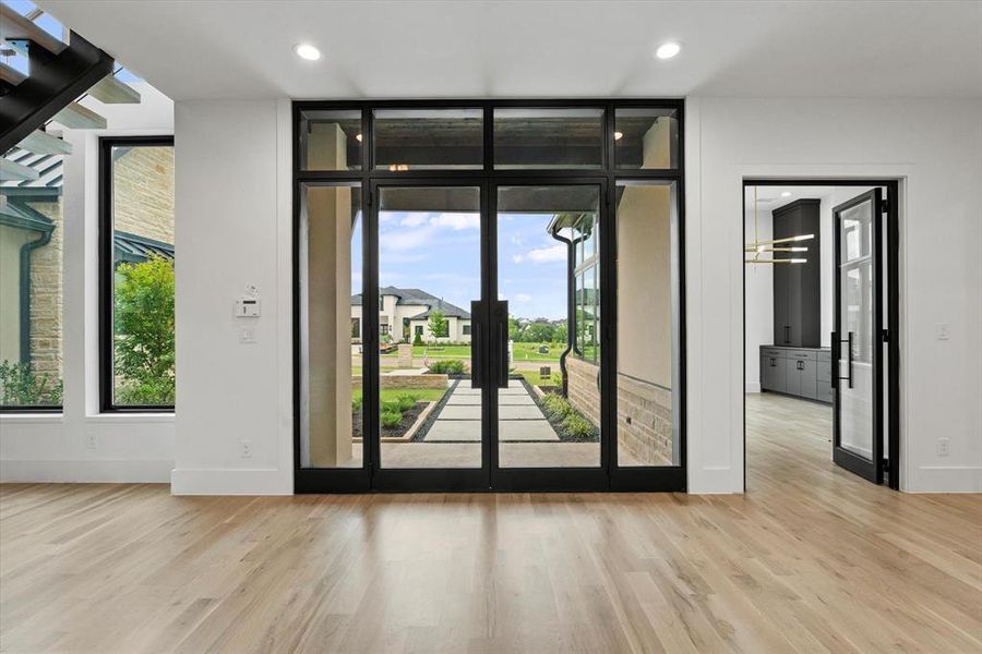 Spacious, unfurnished interior of a new home in , Heath (Image 27).