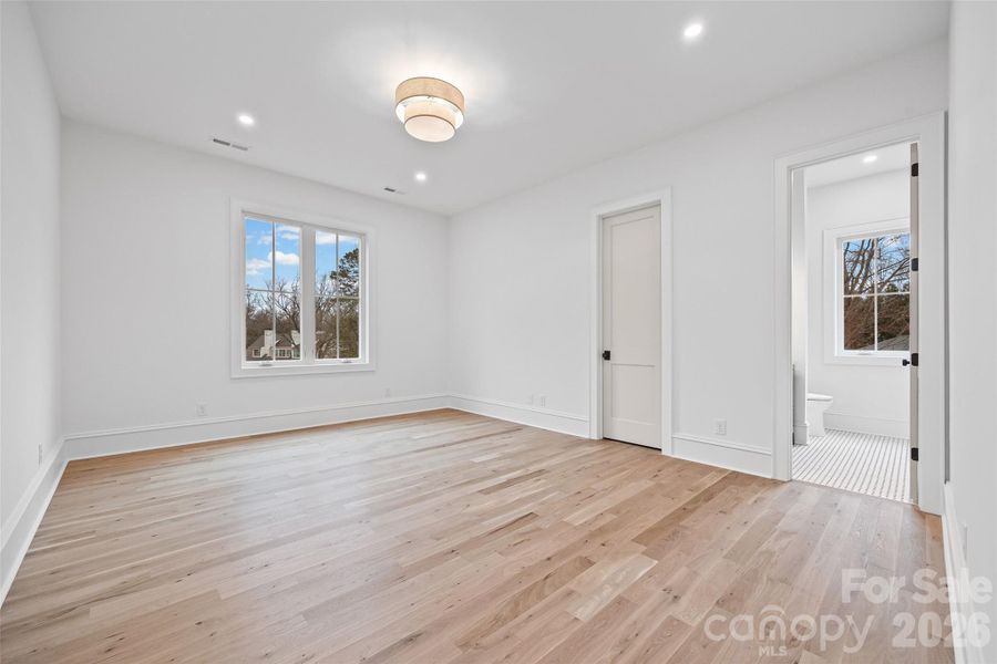 Spacious, unfurnished interior of a new home in , Charlotte (Image 21).