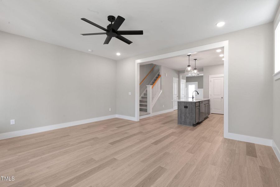 6-web-or-mls-1556-piney-fls-dr-wendell-n