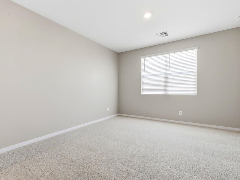 Spacious, unfurnished interior of a new home in Silva Farms - Estate Series, Goodyear (Image 11).
