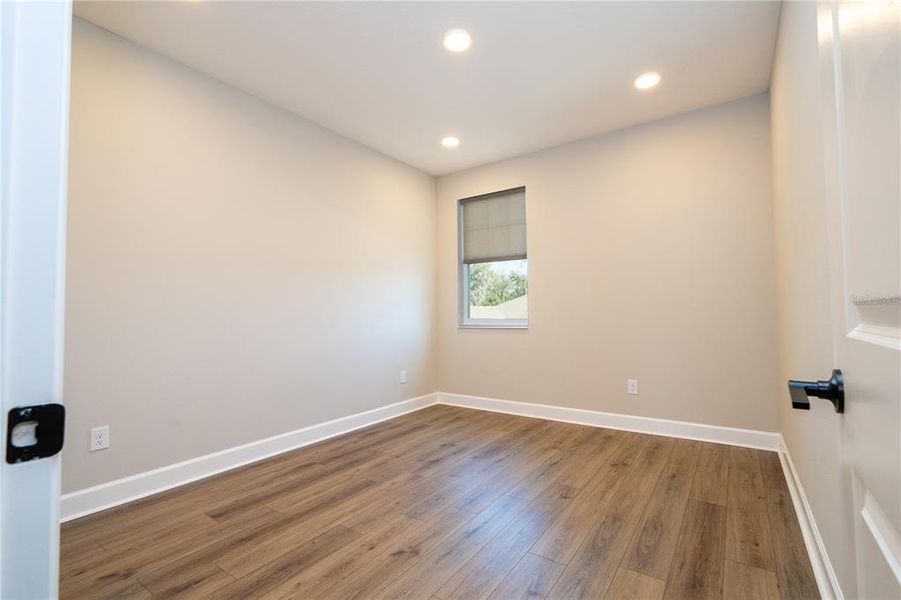 Spacious, unfurnished interior of a new home in Eden at Crossprairie, St. Cloud (Image 29).