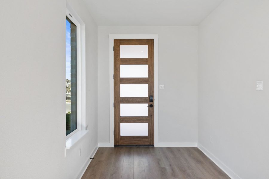 Spacious, unfurnished interior of a new home in Flora, Hutto (Image 17).