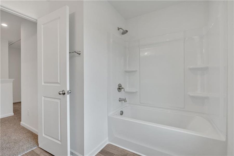 Spacious, unfurnished interior of a new home in The Overlook at Factory Shoals, Mableton (Image 28).